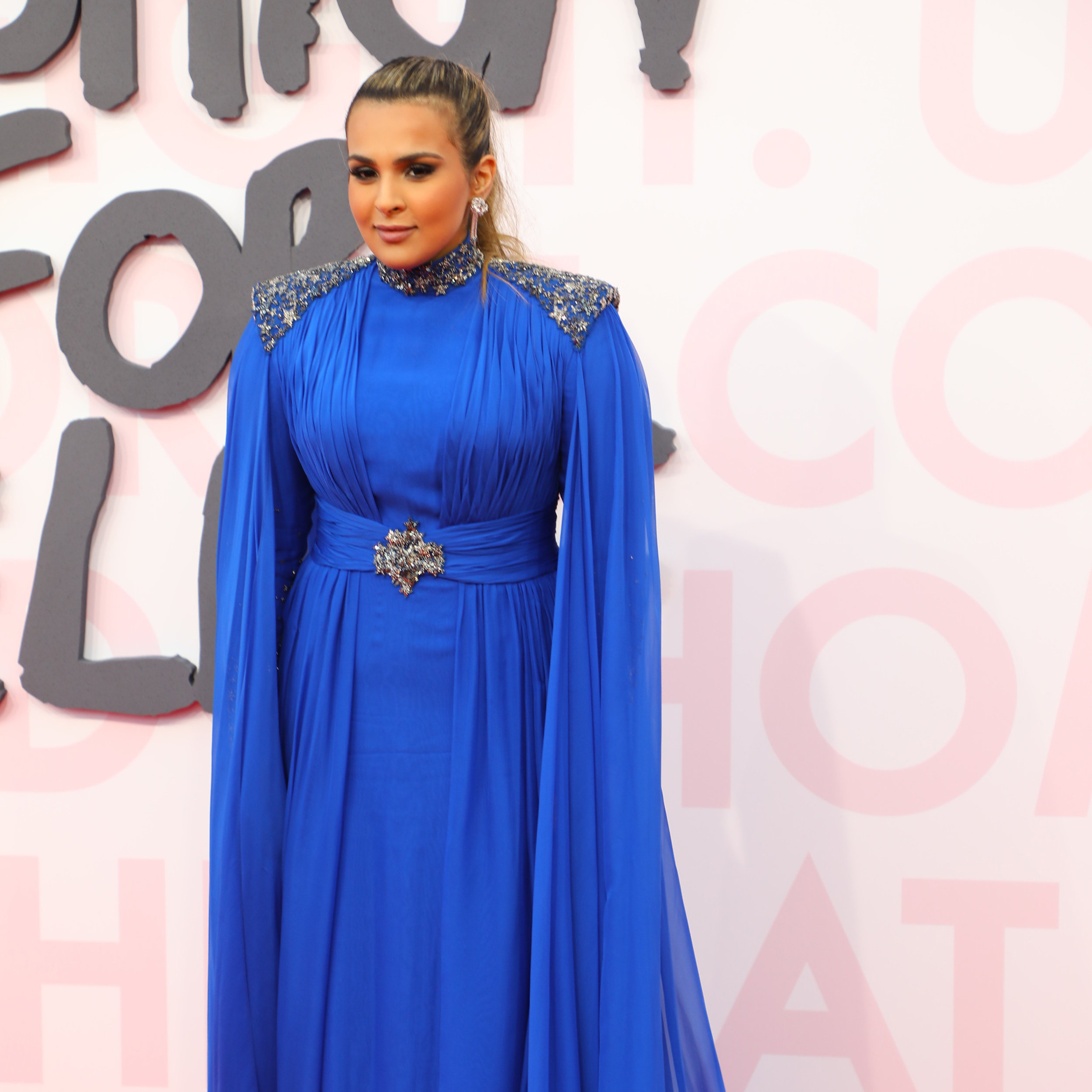 Sheikha-Aisha-Al-Thani-A_0281-Crop-1.jpg