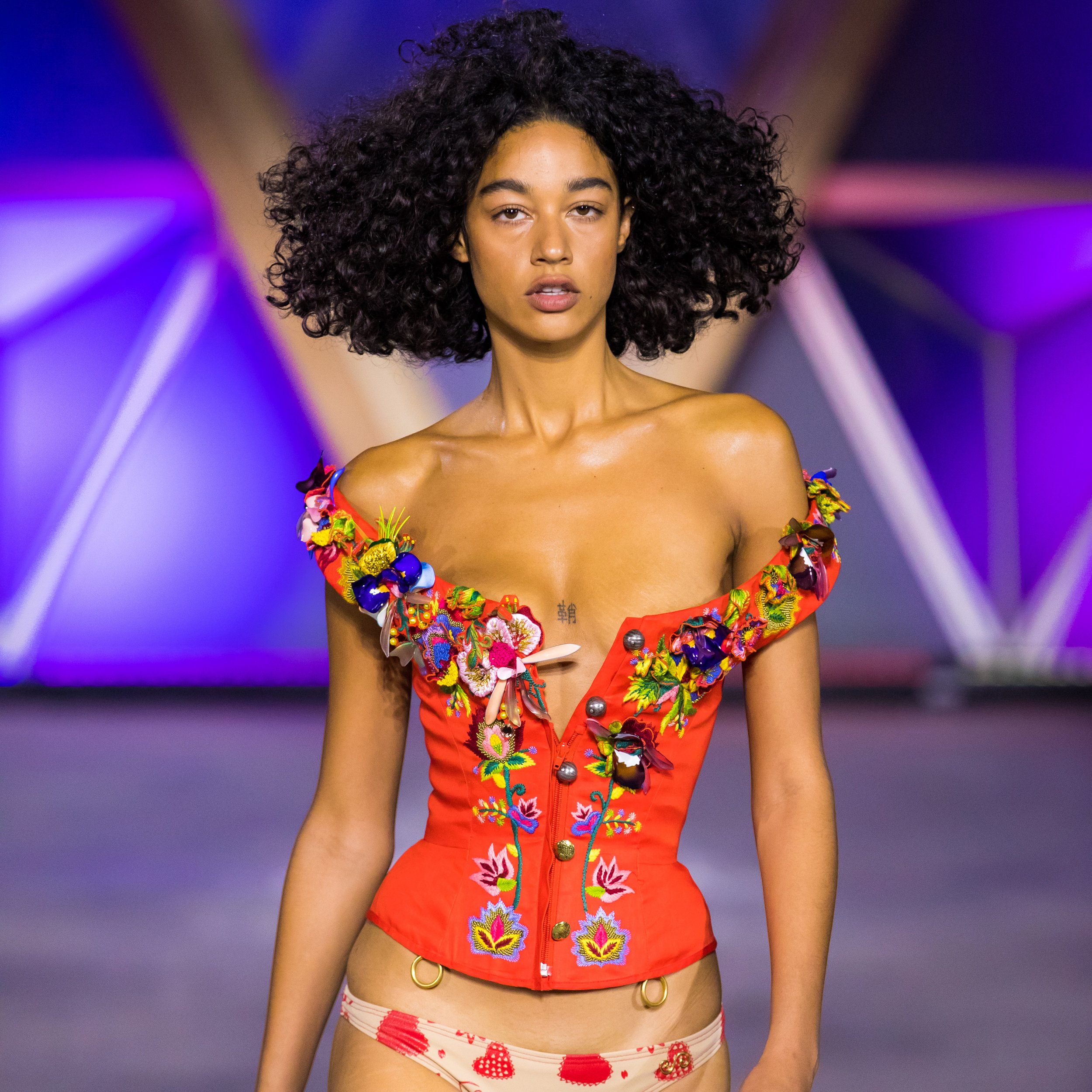 Model-FFR-2018-PF1_6232-Crop-1.jpg